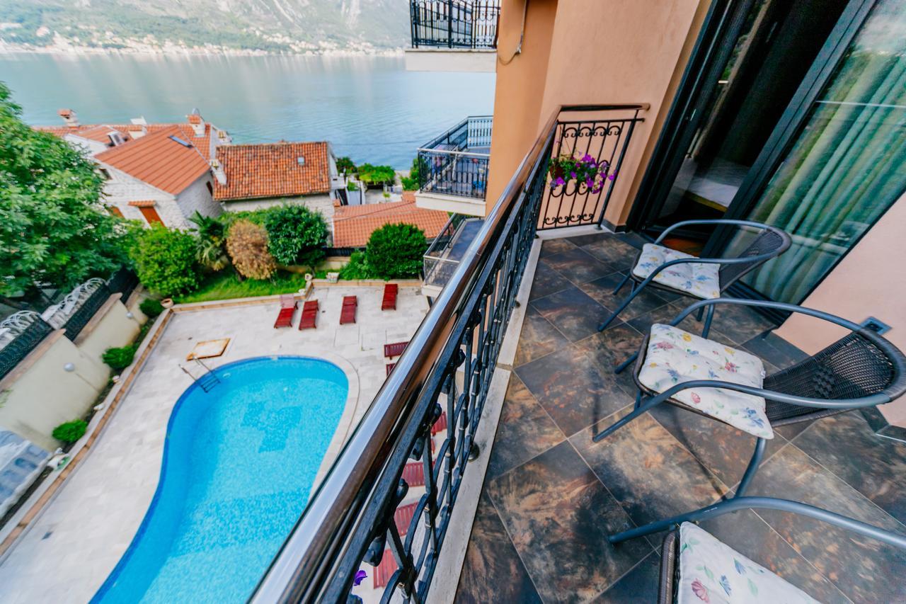 Apartments Coral Kotor Luaran gambar